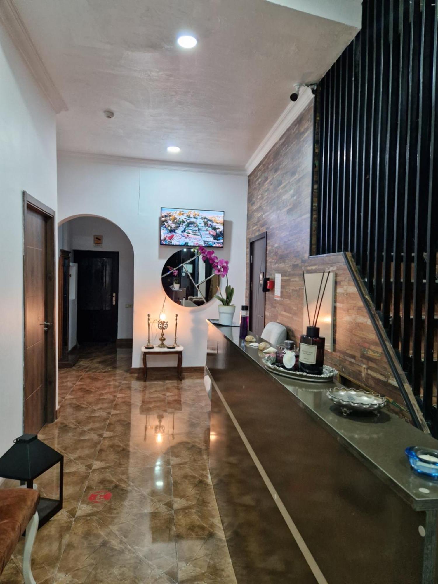 فندق New House Kobuleti 2 المظهر الخارجي الصورة